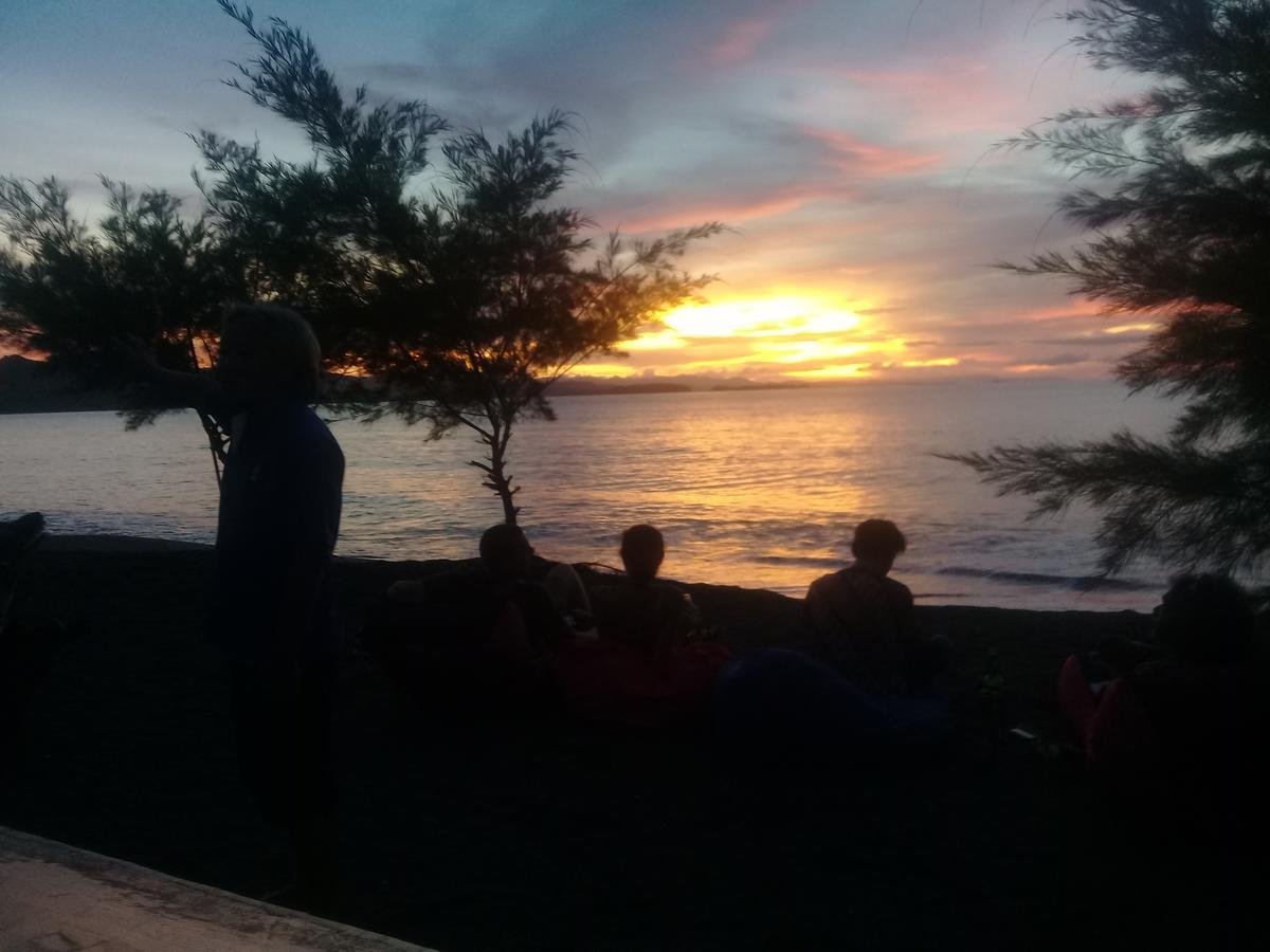 Lombok Sunset Hideaway Hotel Lembar  Exterior photo